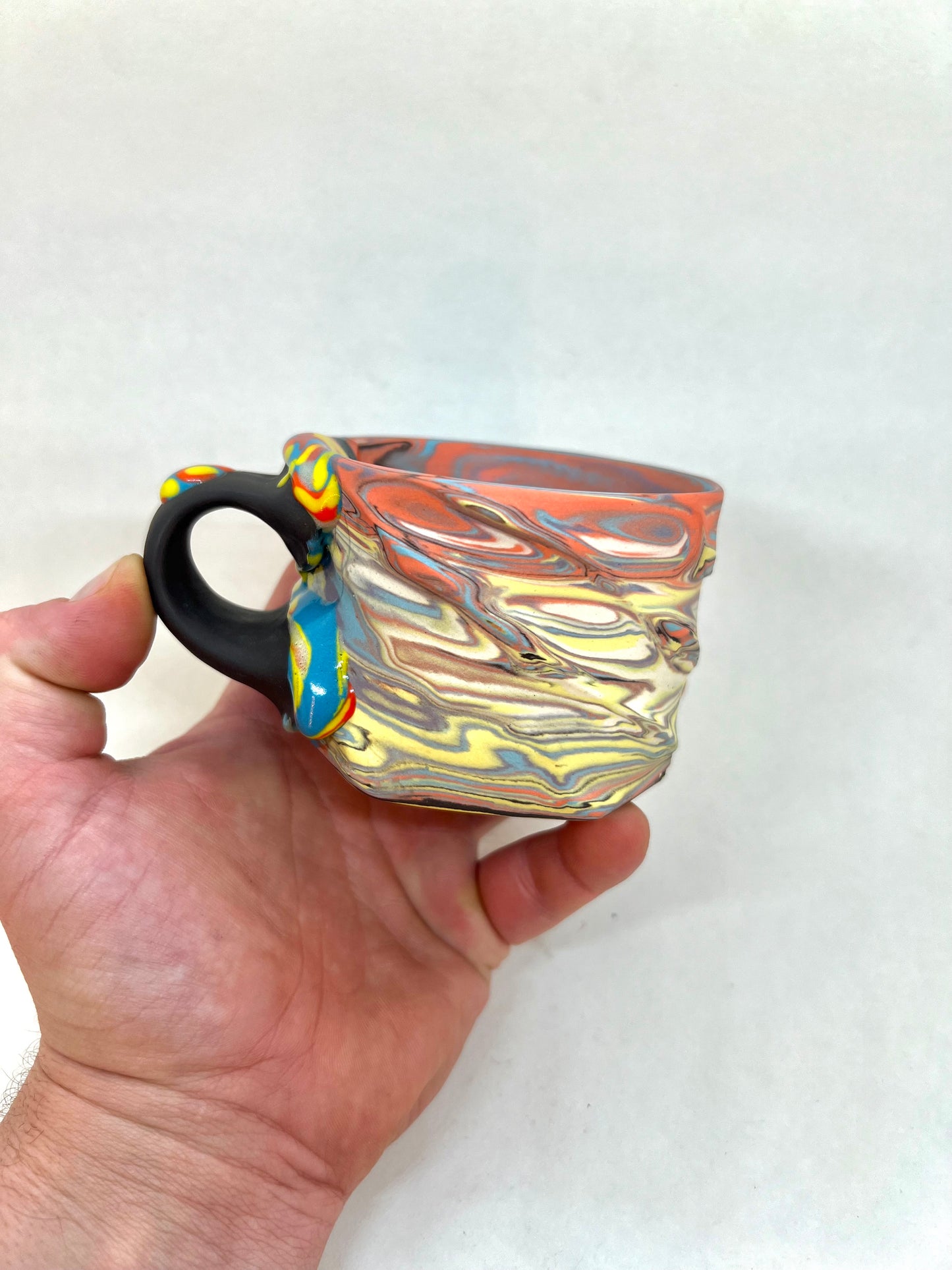 MUG 32