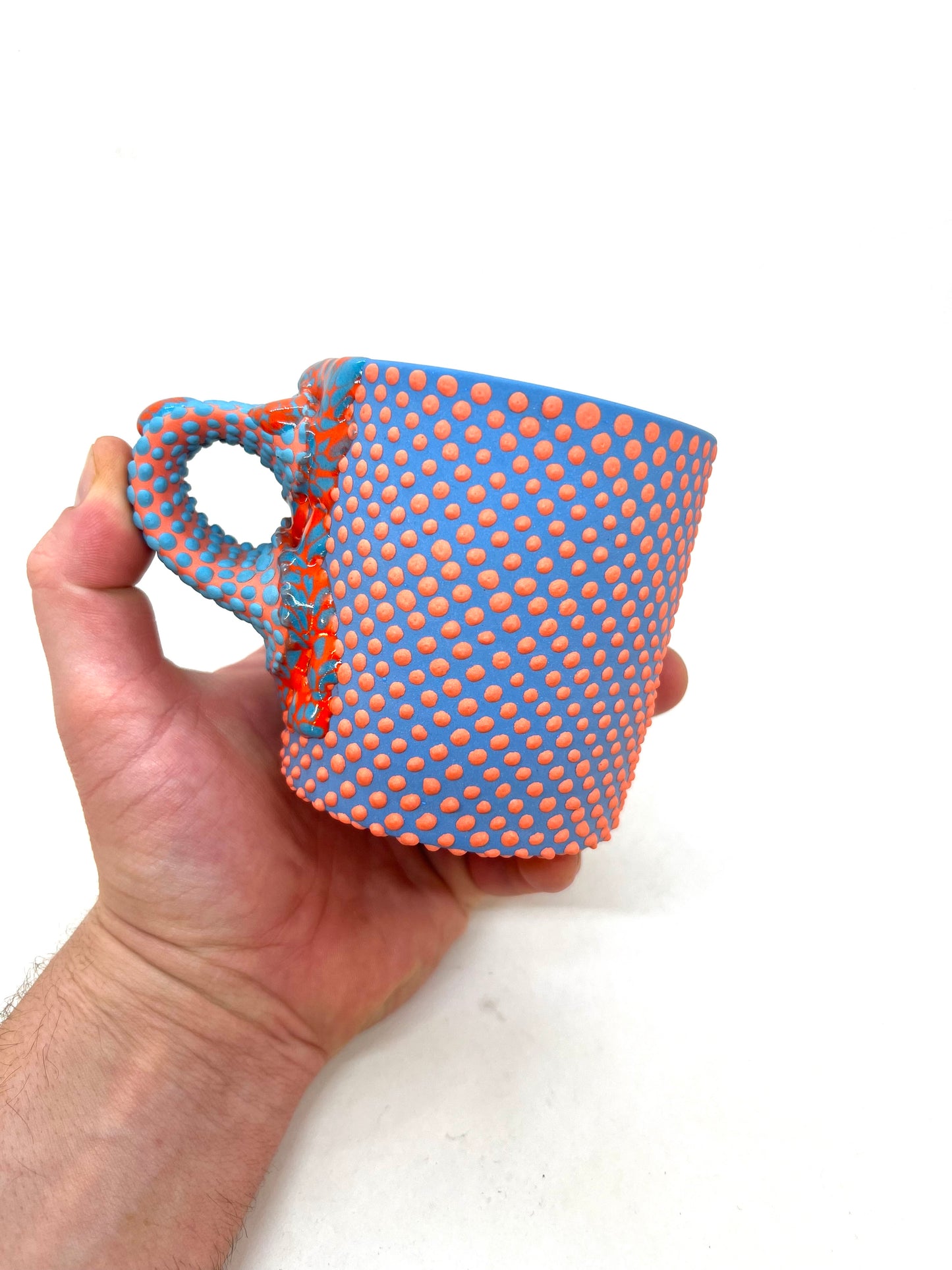 MUG 08