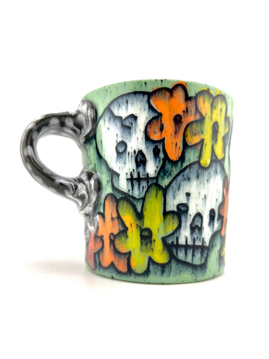 MUG 09