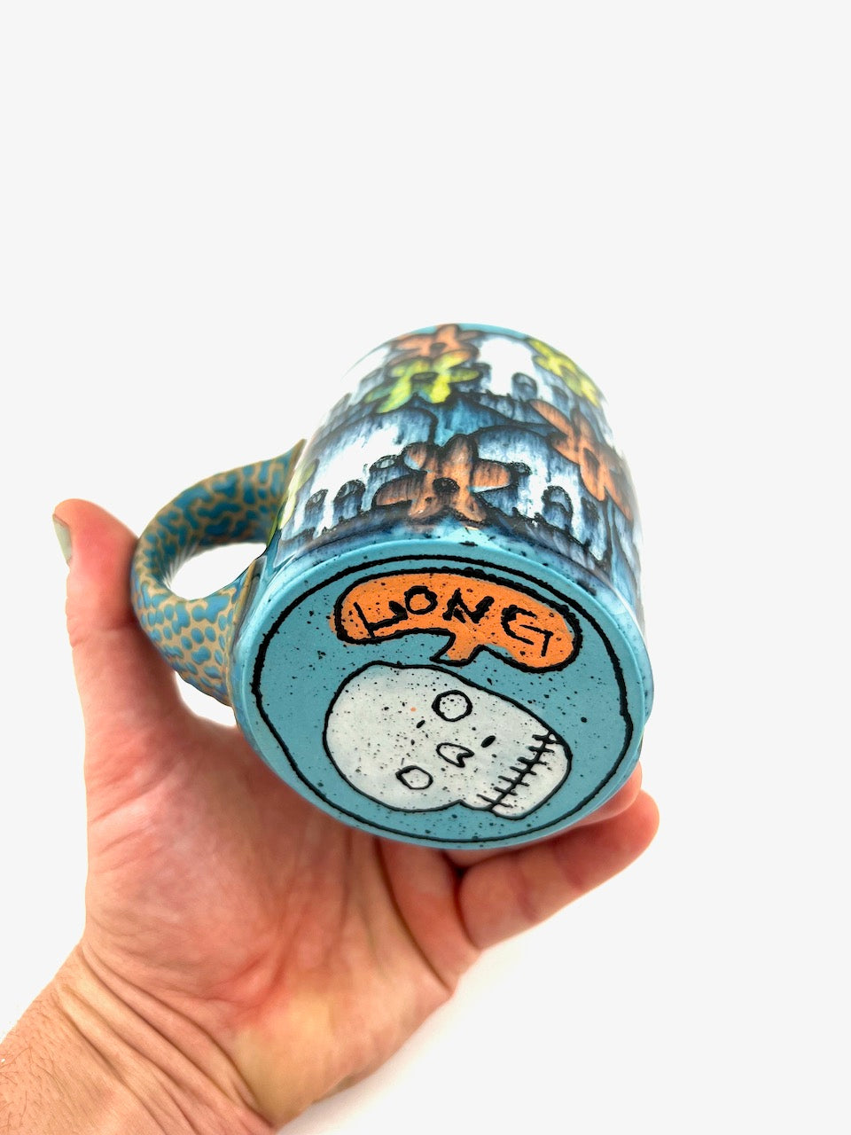 MUG 04