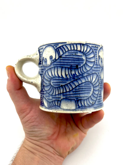 MUG 38