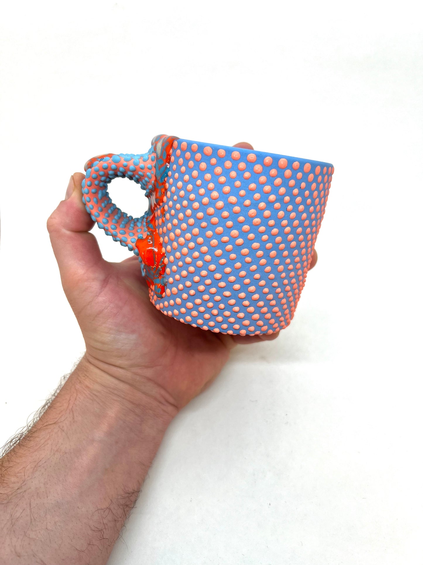 MUG 04