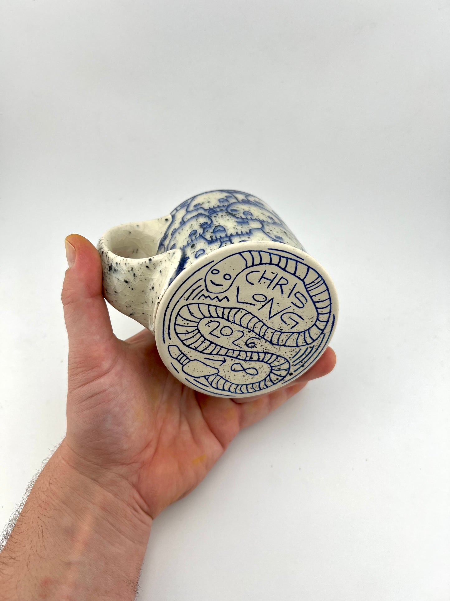 MUG 37