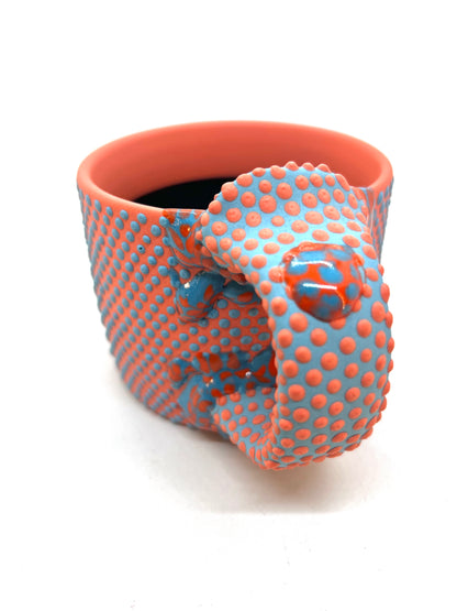 MUG 01