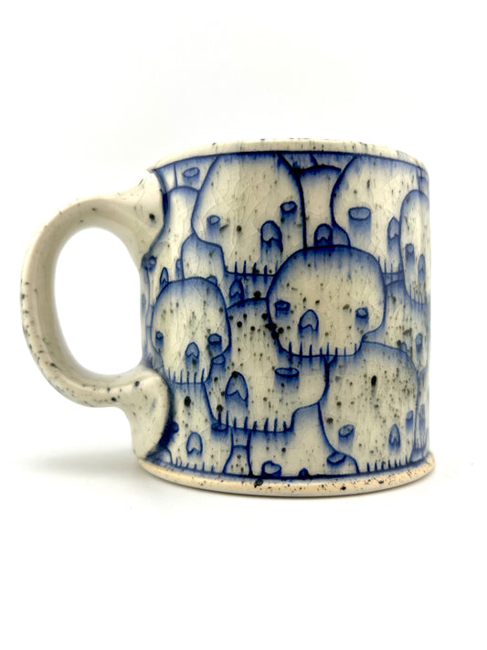 MUG 37