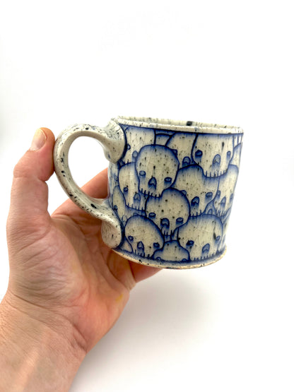 MUG 53