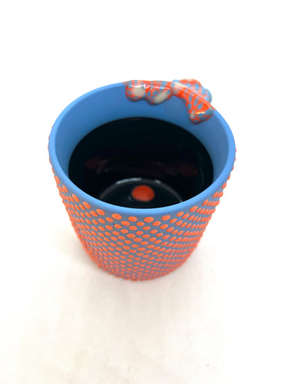 MUG 04