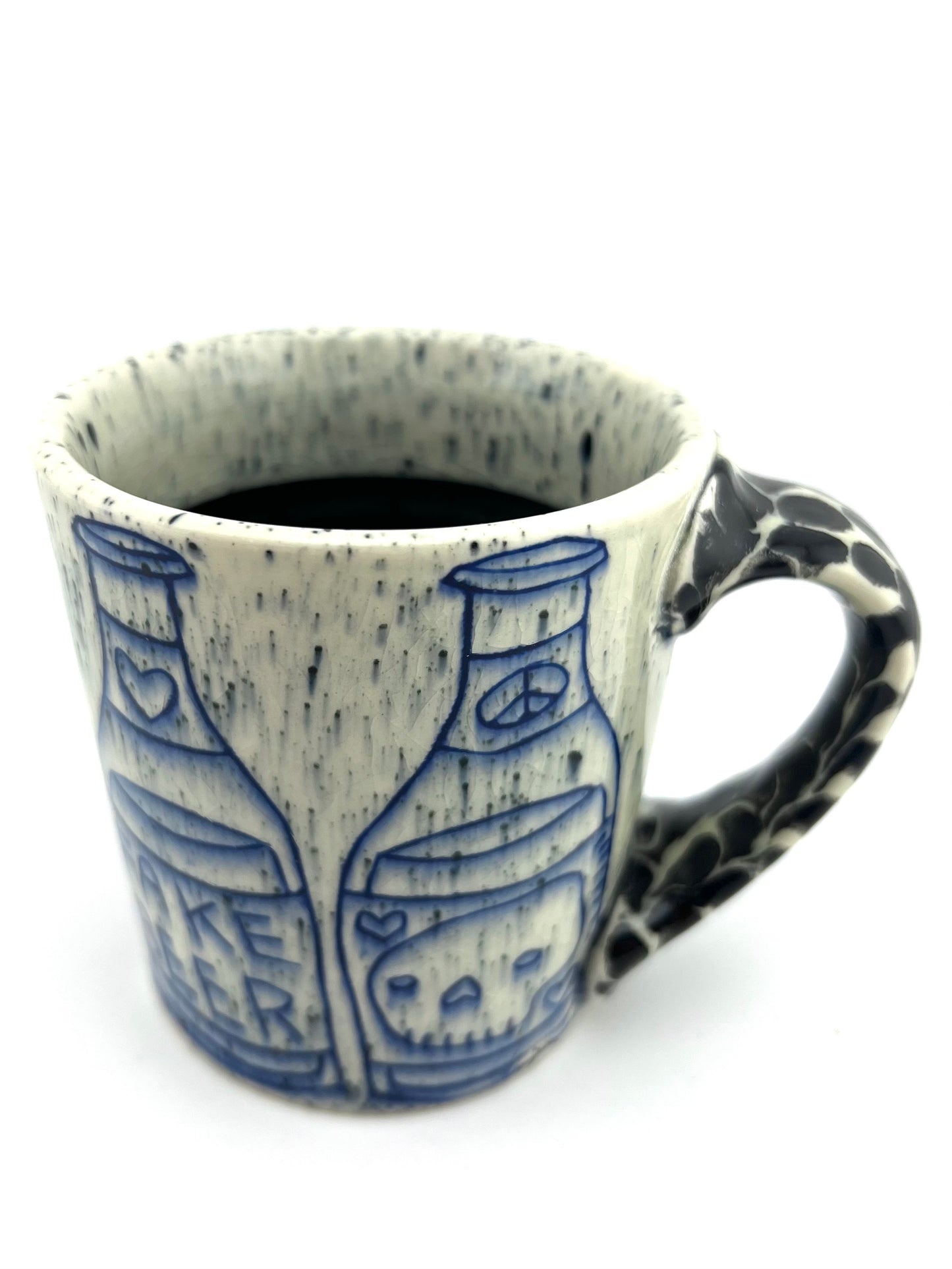 MUG 44