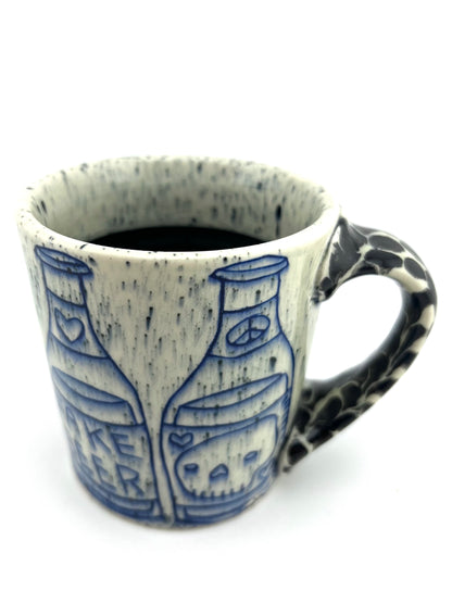 MUG 44