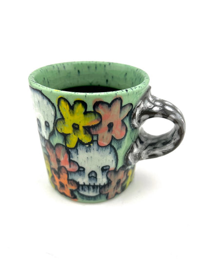 MUG 01