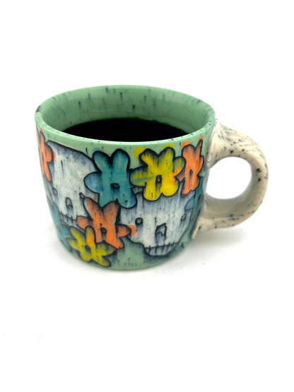 MUG 02