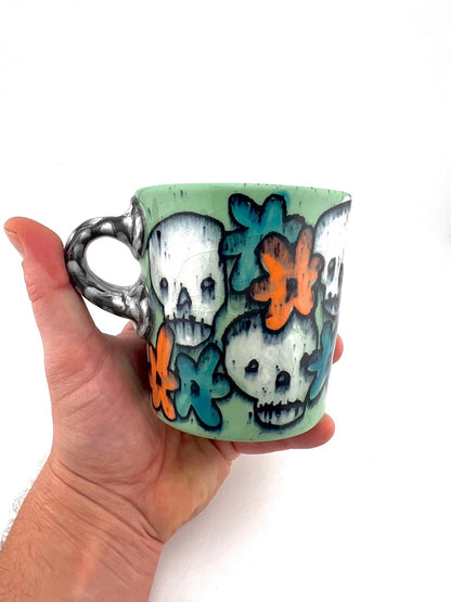 MUG 05