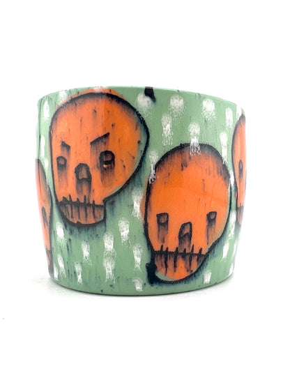MUG 08