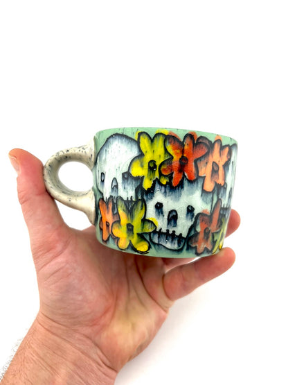 MUG 10