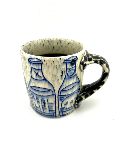 MUG 33