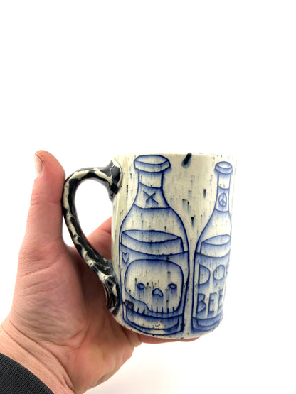 MUG 43